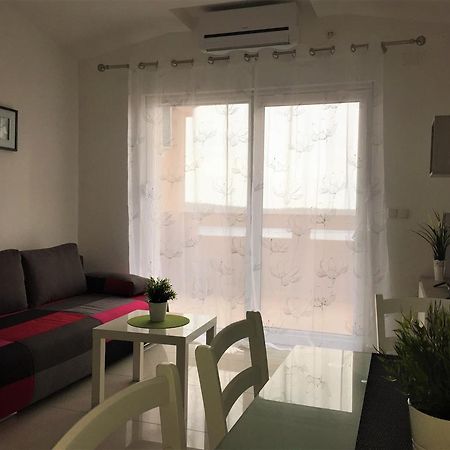 Apartmani Orhideja Rab Town Exteriör bild