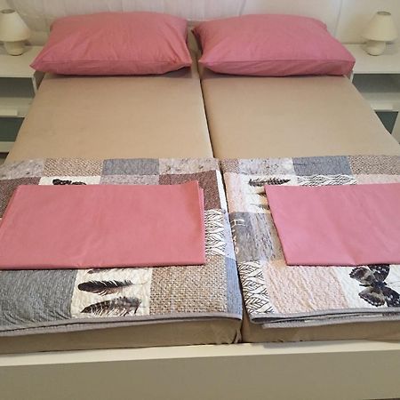 Apartmani Orhideja Rab Town Exteriör bild