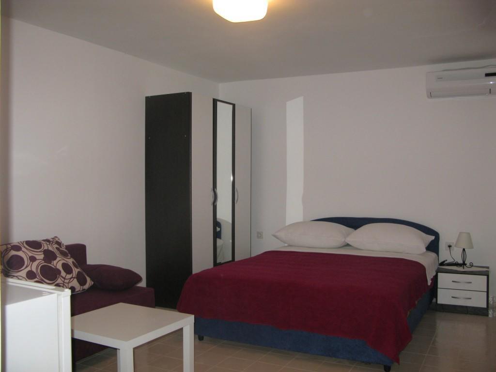 Apartmani Orhideja Rab Town Rum bild